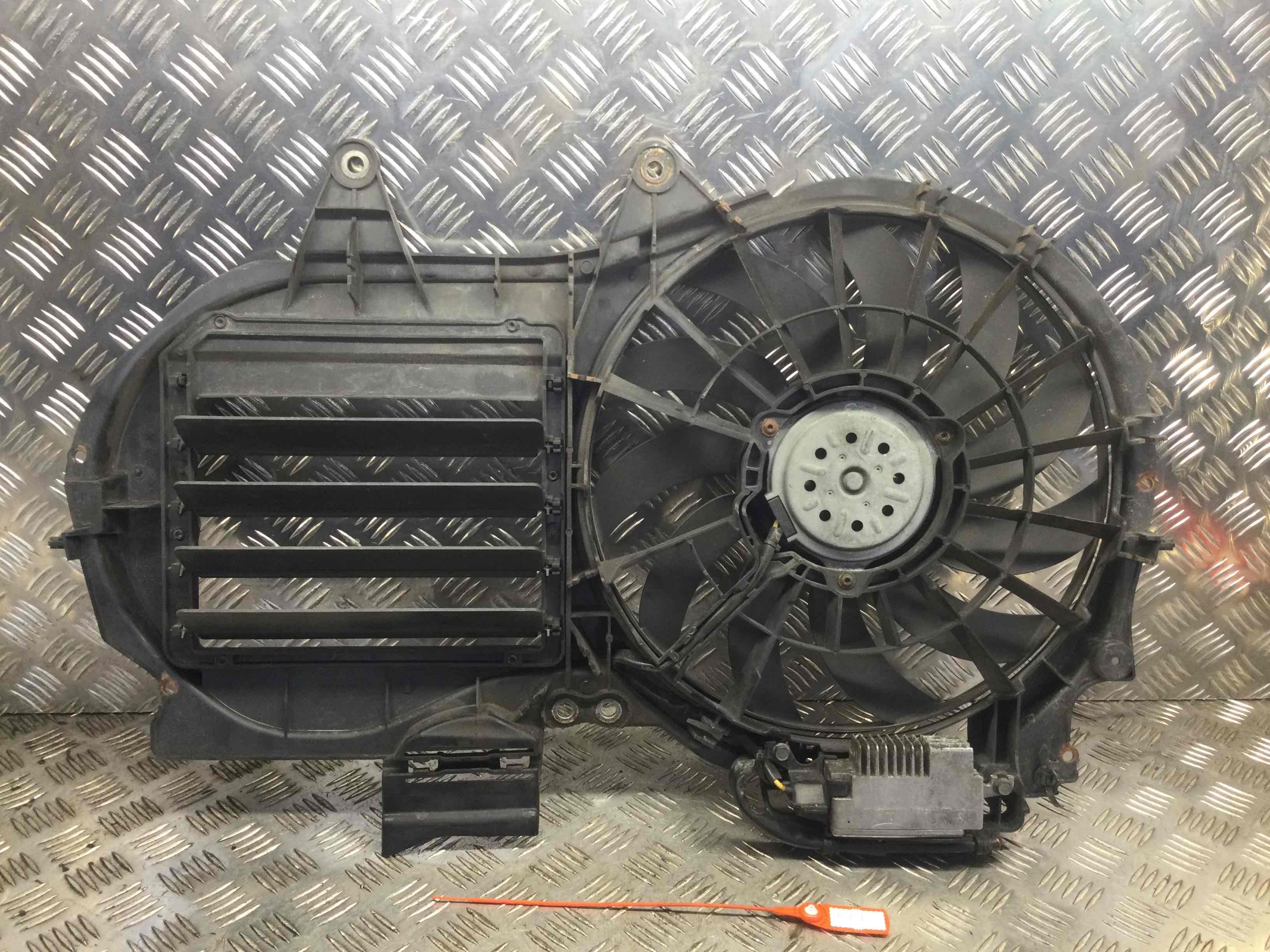 Вентилятор радиатора основного Audi A4 B7 купить в Беларуси