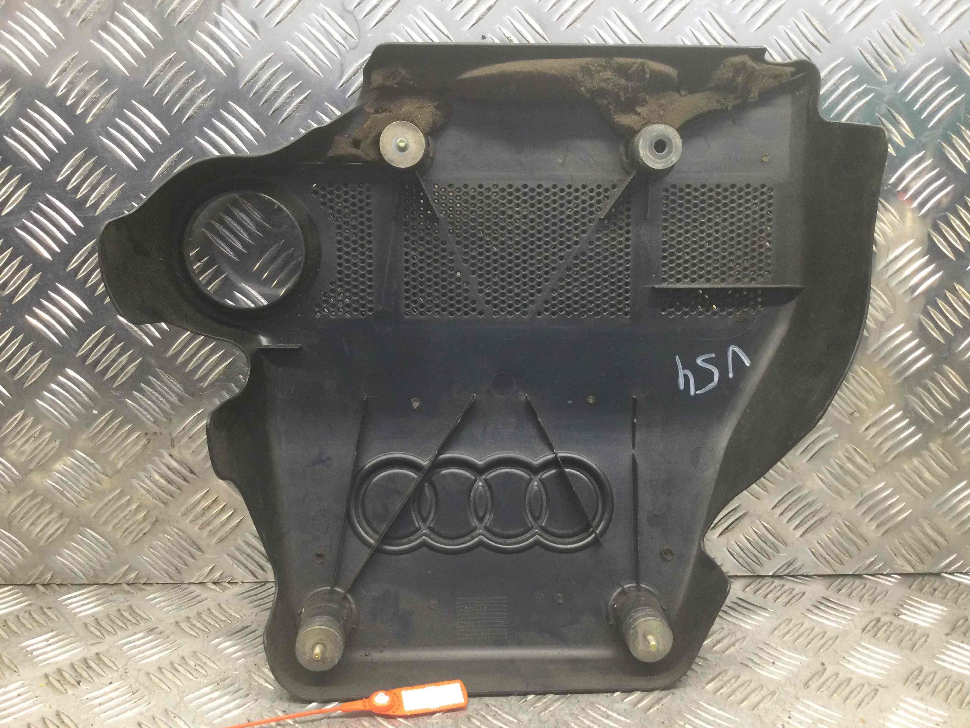 Накладка декоративная двигателя Audi A3 8L купить в Беларуси