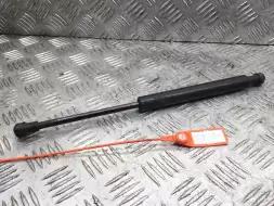 Амортизатор крышки багажника (3-5 двери)