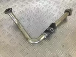 Патрубок вентиляции картера