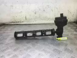 Механизм изменения длины впускного коллектора