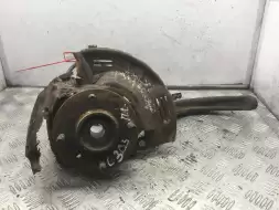 Кулак поворотный левый