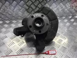 Ступица передняя левая