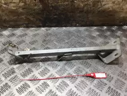 Кронштейн крепления крыла переднего правого