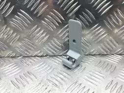 Крепление (крючок) солнцезащитного козырька