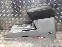 Задняя накладка центрального тоннеля