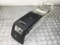 Задняя накладка центрального тоннеля