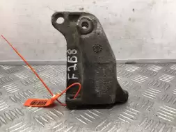 Кронштейн двигателя