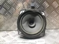 Динамик двери передней правой