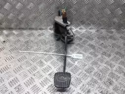 Педаль сцепления