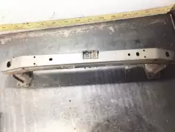 Усилитель бампера переднего