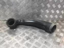 Патрубок воздушного фильтра