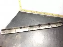 Порог левый