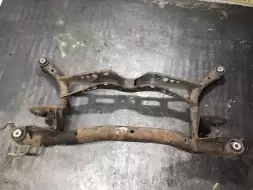 Балка подвески задняя