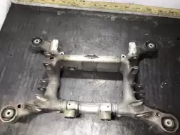 Балка подвески задняя