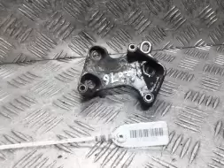 Кронштейн двигателя