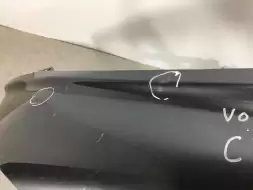 Крыло переднее левое
