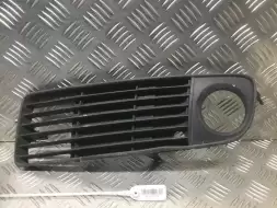 Рамка фары противотуманной левой