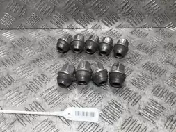 Гайка колесная