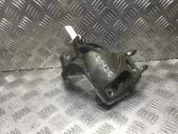 Кронштейн двигателя