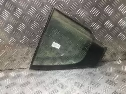 Форточка задняя правая