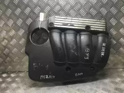 Декоративная крышка двигателя