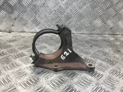 Кронштейн полуоси