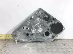 Стеклоподъемник задний левый