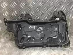 Декоративная крышка двигателя