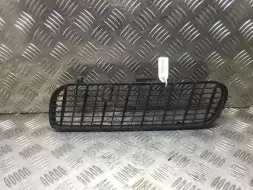 Решетка капота