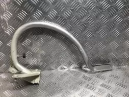 Петля крышки багажника