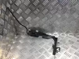 Петля капота правая