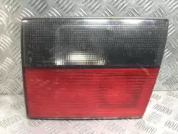 Фонарь крышки багажника левый