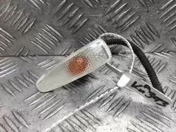 Поворотник правый