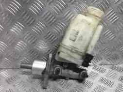 Цилиндр тормозной главный