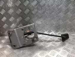 Педаль тормоза