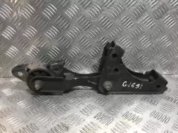 Кронштейн двигателя