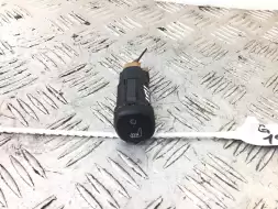 Кнопка обогрева сидений