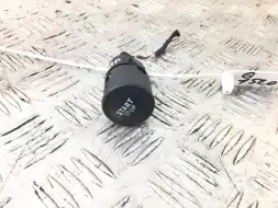 Кнопка запуска двигателя