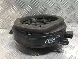 Динамик двери передней правой