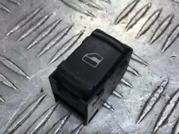 Кнопка стеклоподъемника переднего правого