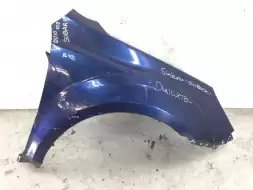 Крыло переднее правое