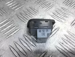 Кнопка центрального замка