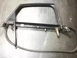 Рамка двери задней правой
