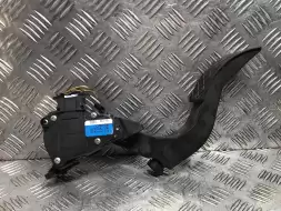 Педаль газа