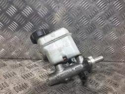 Цилиндр тормозной главный