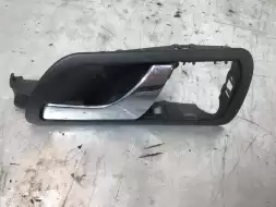 Ручка внутренняя задняя левая