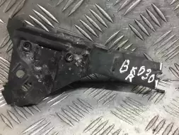 Кронштейн бампера переднего