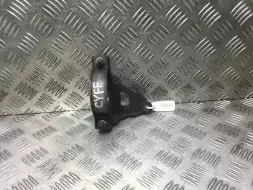 Кронштейн полуоси