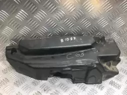 Декоративная крышка двигателя